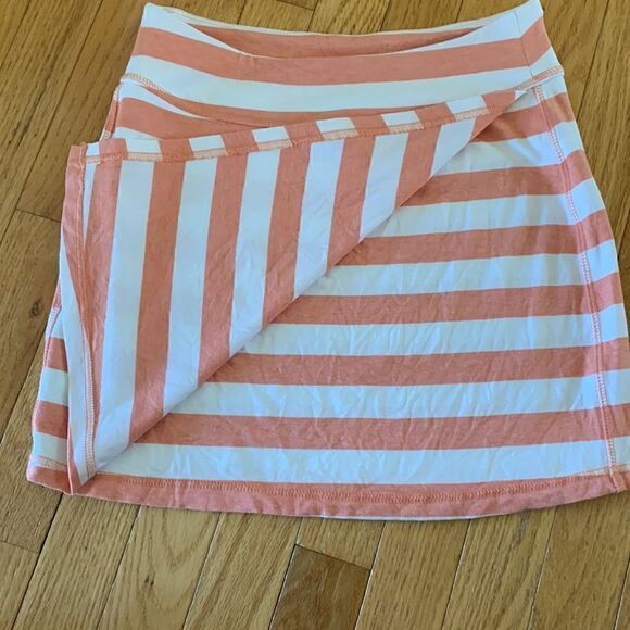 Athleta Ribbon Striped Faux Wrap Skirt 
Orange & White Stretchy Skort Size XS - Picture 2 of 7